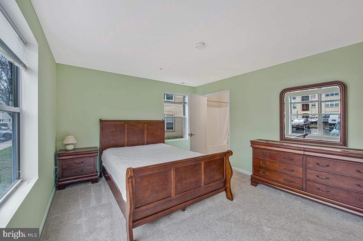 ANNAPOLIS OVERLOOK - Residential