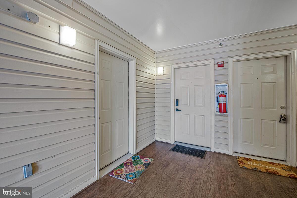 ANNAPOLIS OVERLOOK - Residential