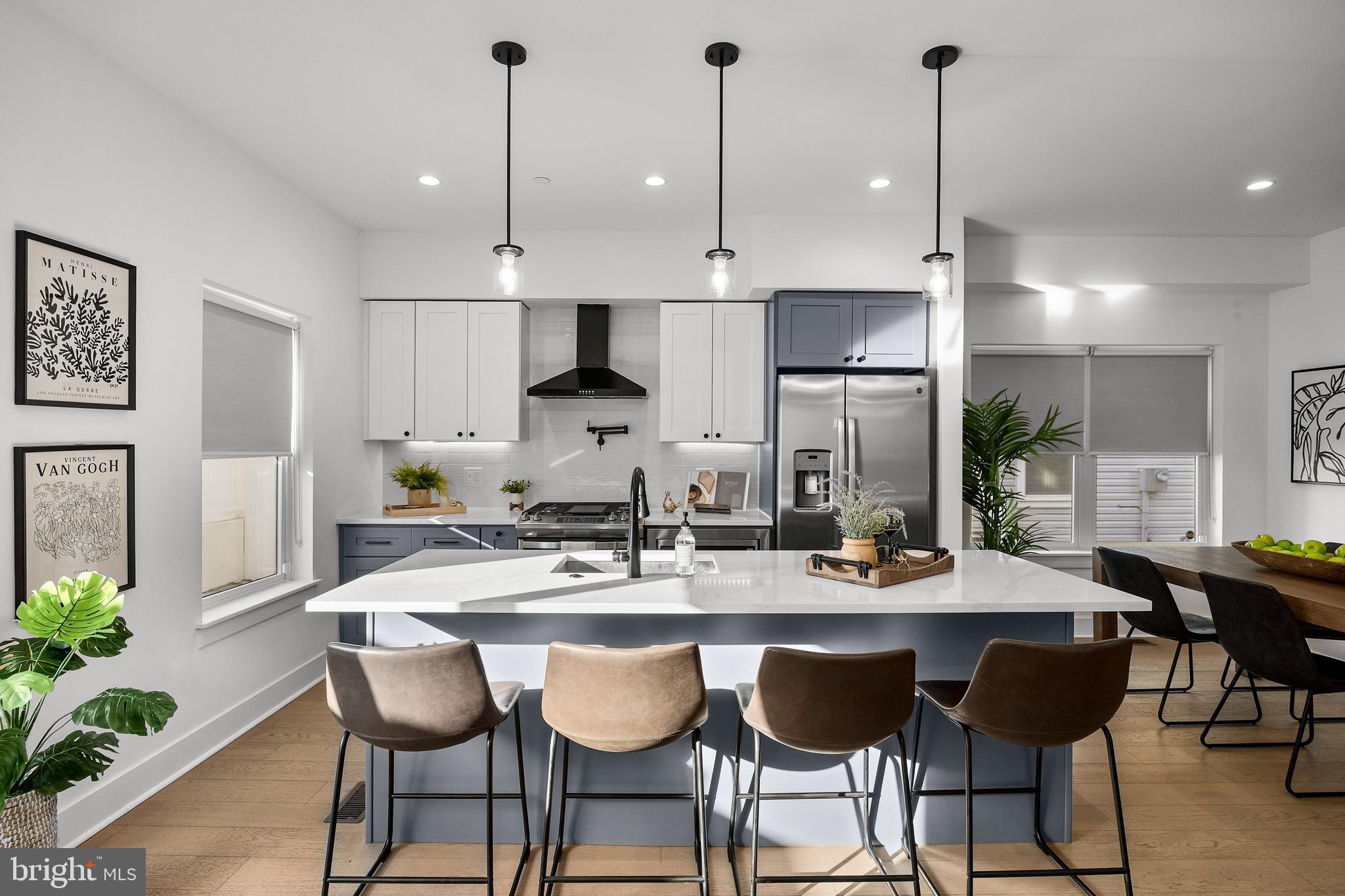 TORRESDALE MANOR - Residential