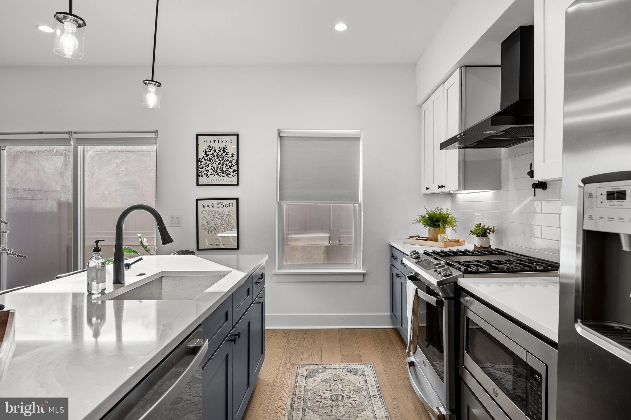 TORRESDALE MANOR - Residential