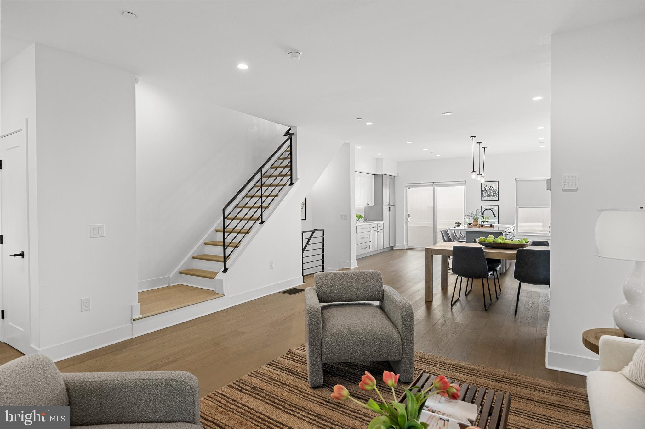 TORRESDALE MANOR - Residential