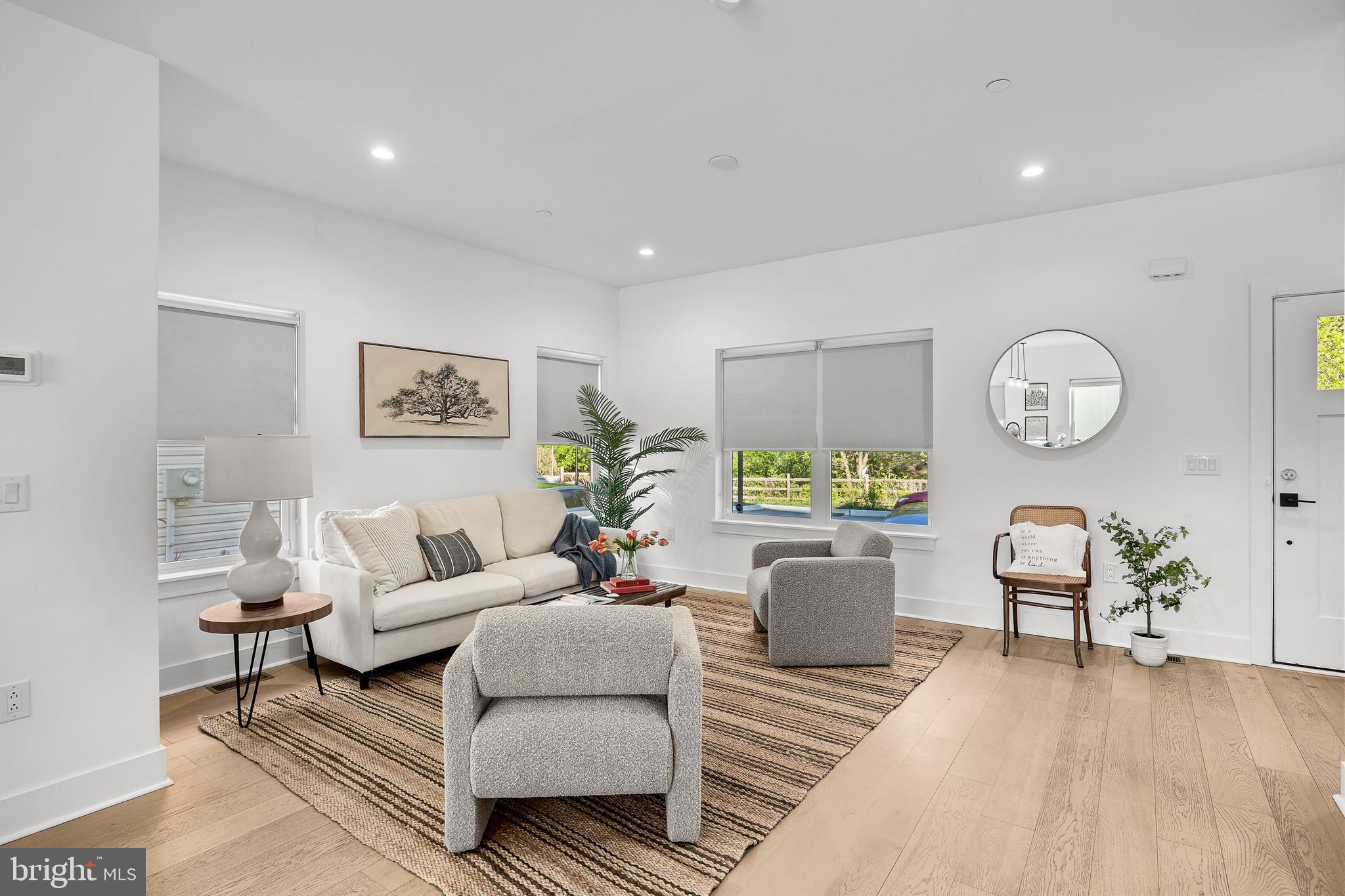 TORRESDALE MANOR - Residential