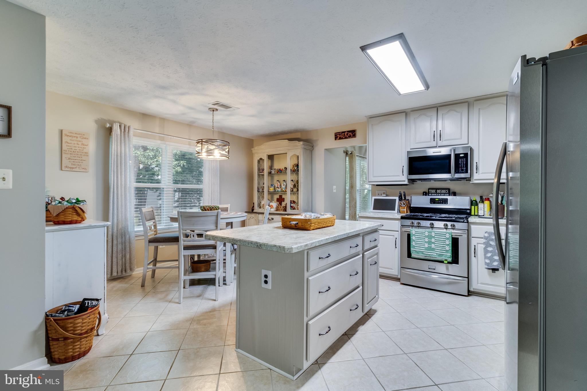 ST CHARLES SUB - DORCHESTER - Residential