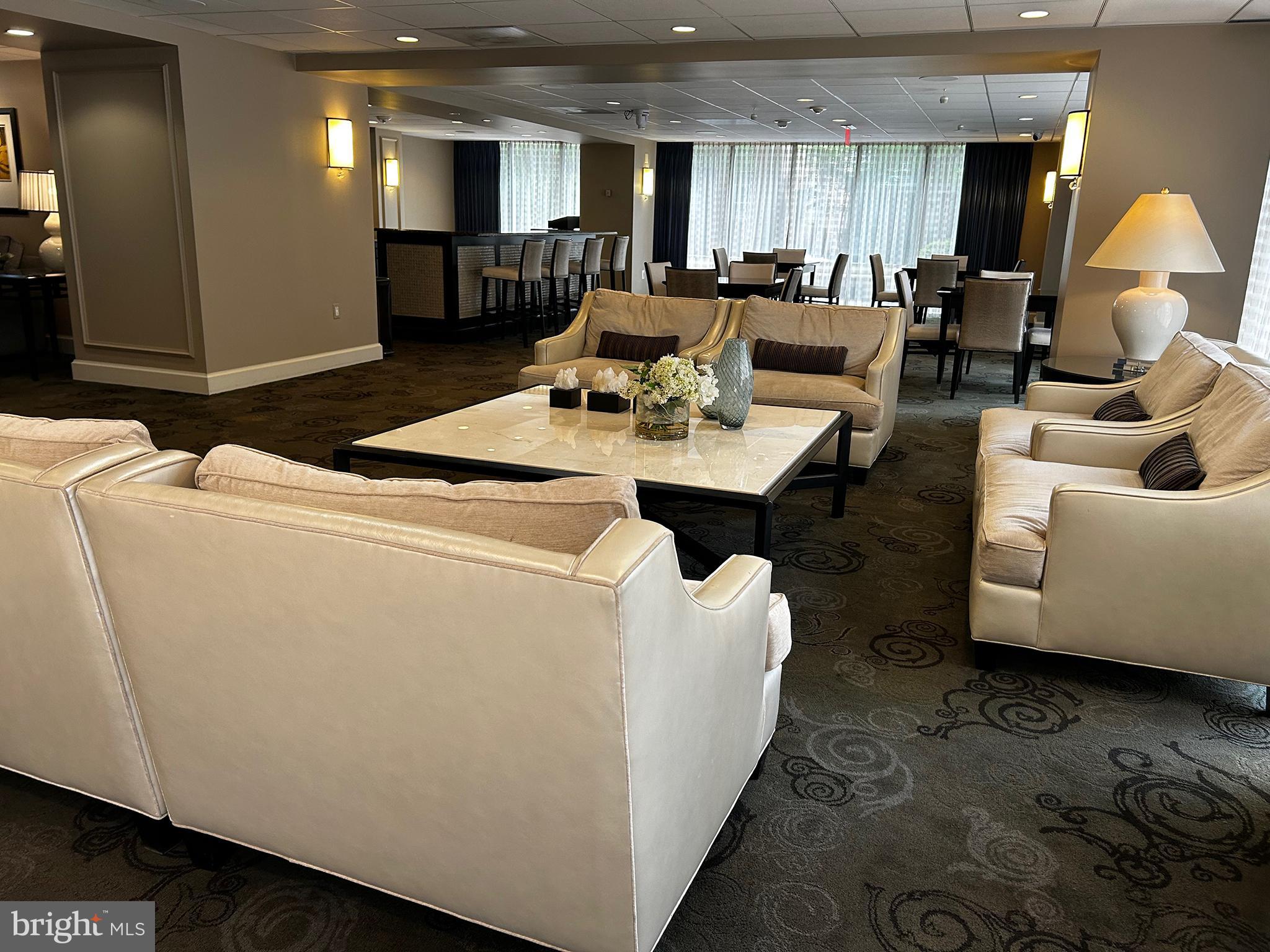 THE ELIZABETH - Residential