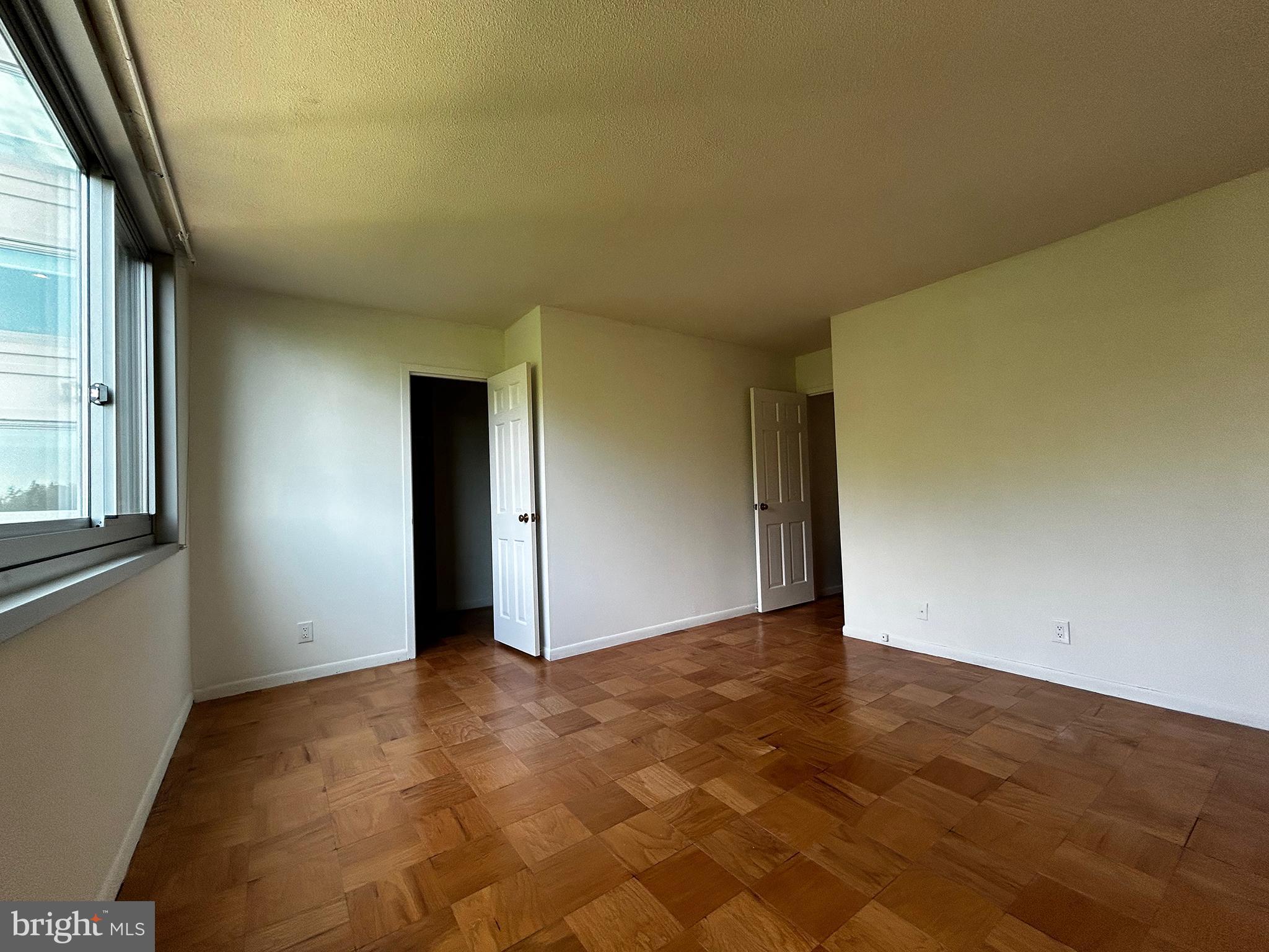 THE ELIZABETH - Residential