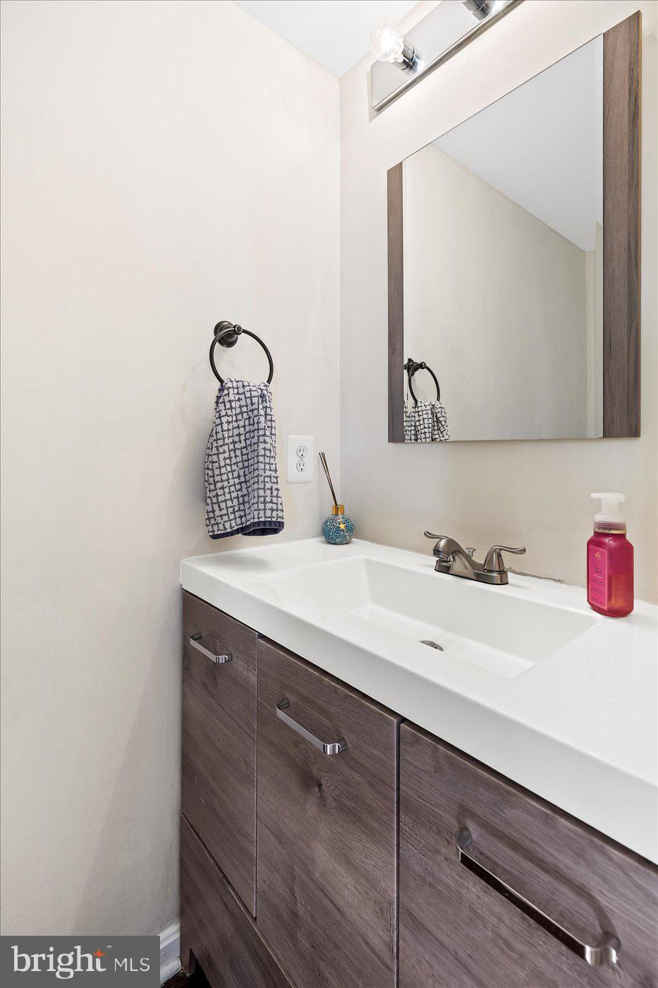 SALEM FIELDS - Residential