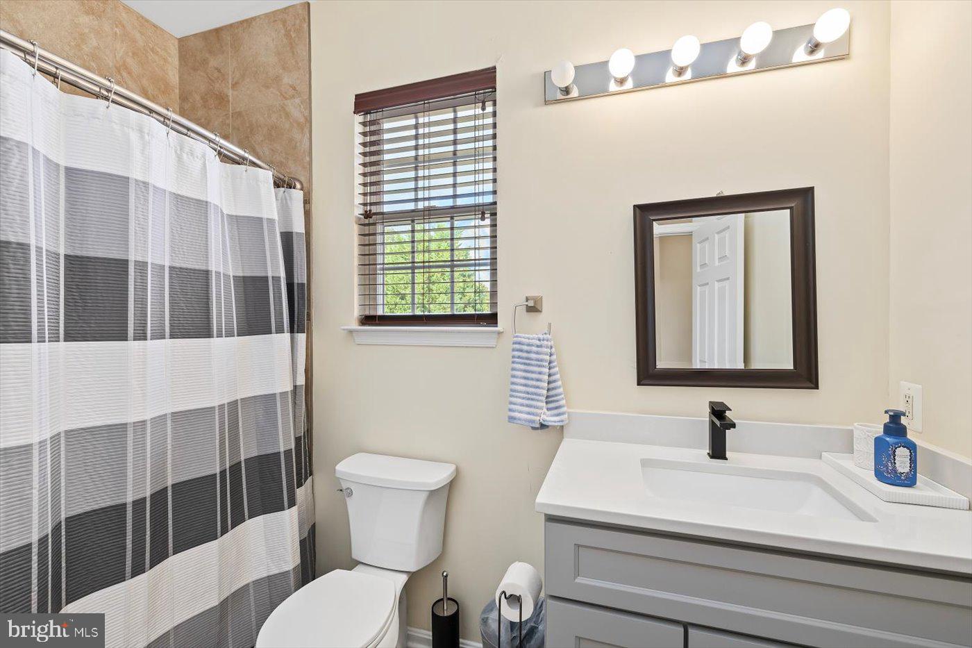 SALEM FIELDS - Residential