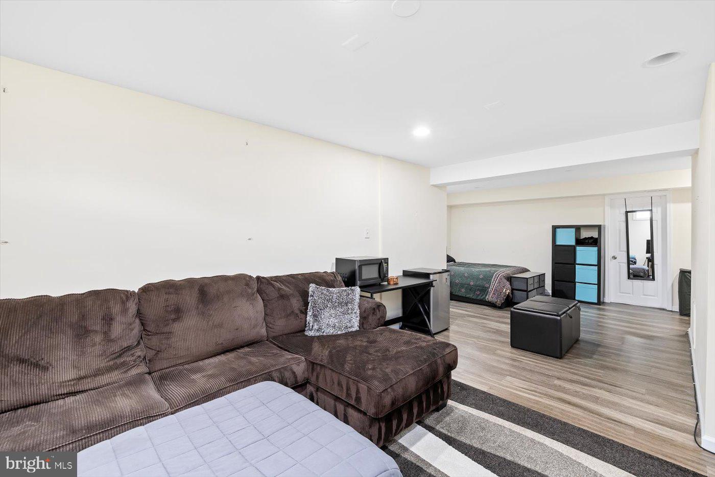 SALEM FIELDS - Residential