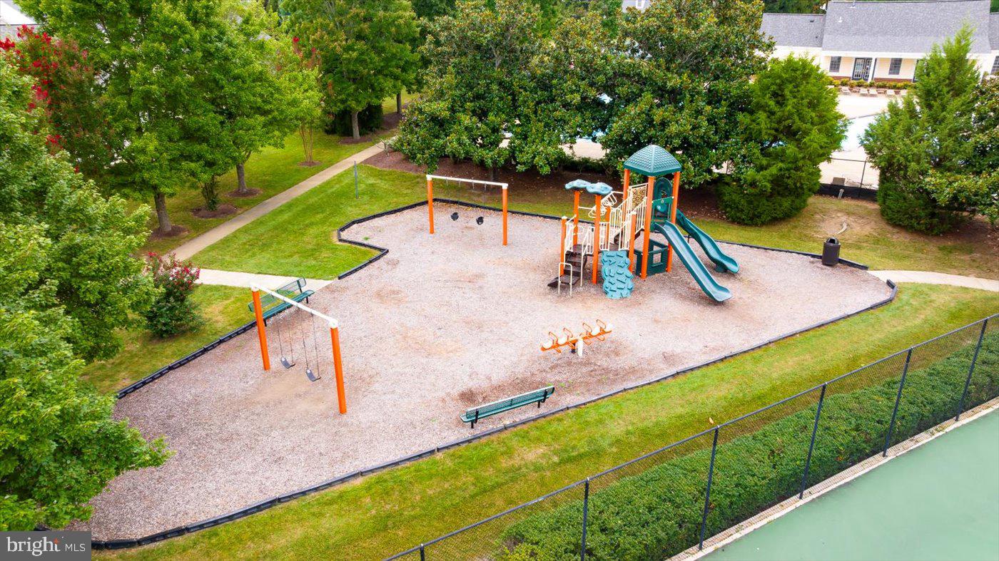 SALEM FIELDS - Residential