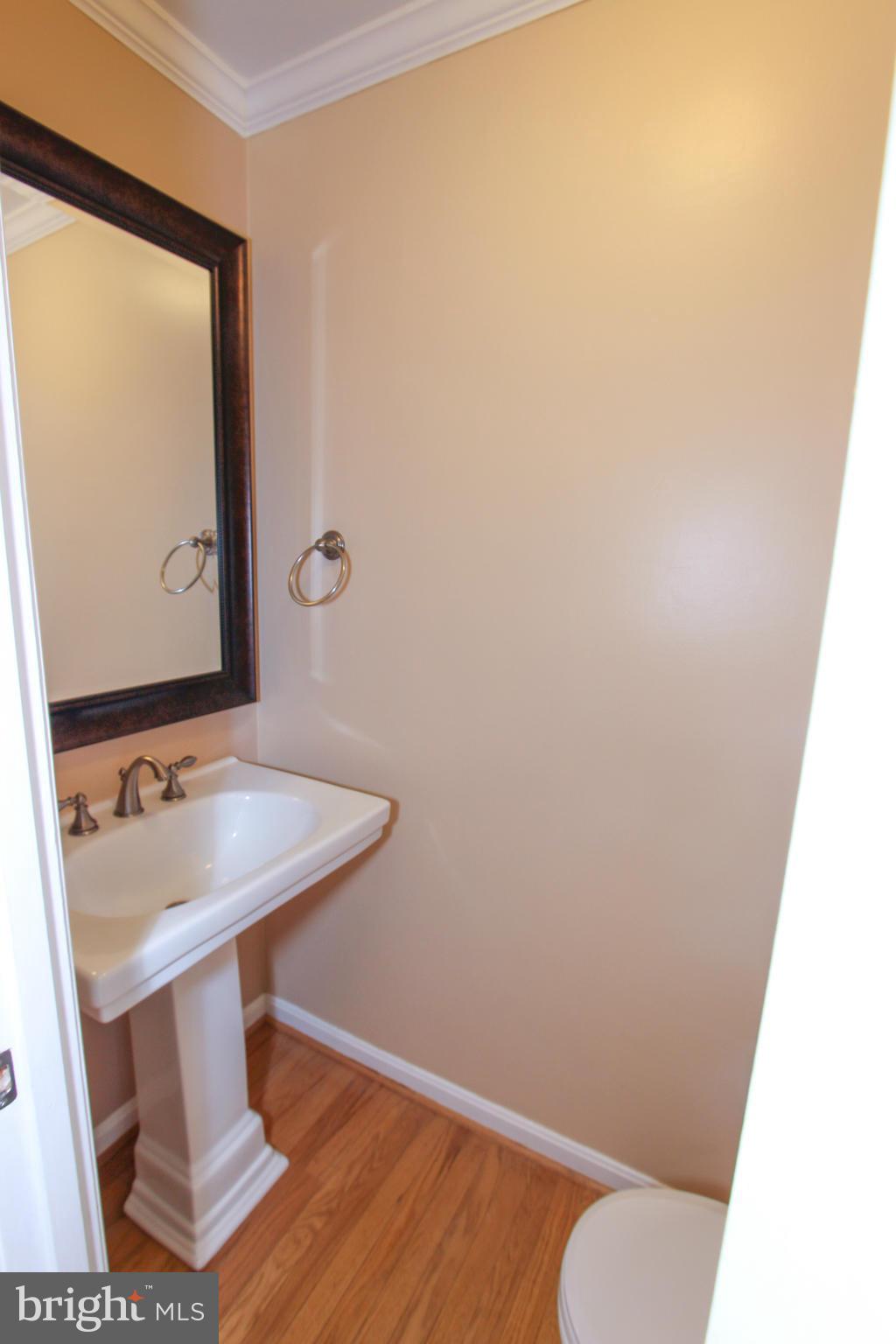 LAKEPOINTE - Residential