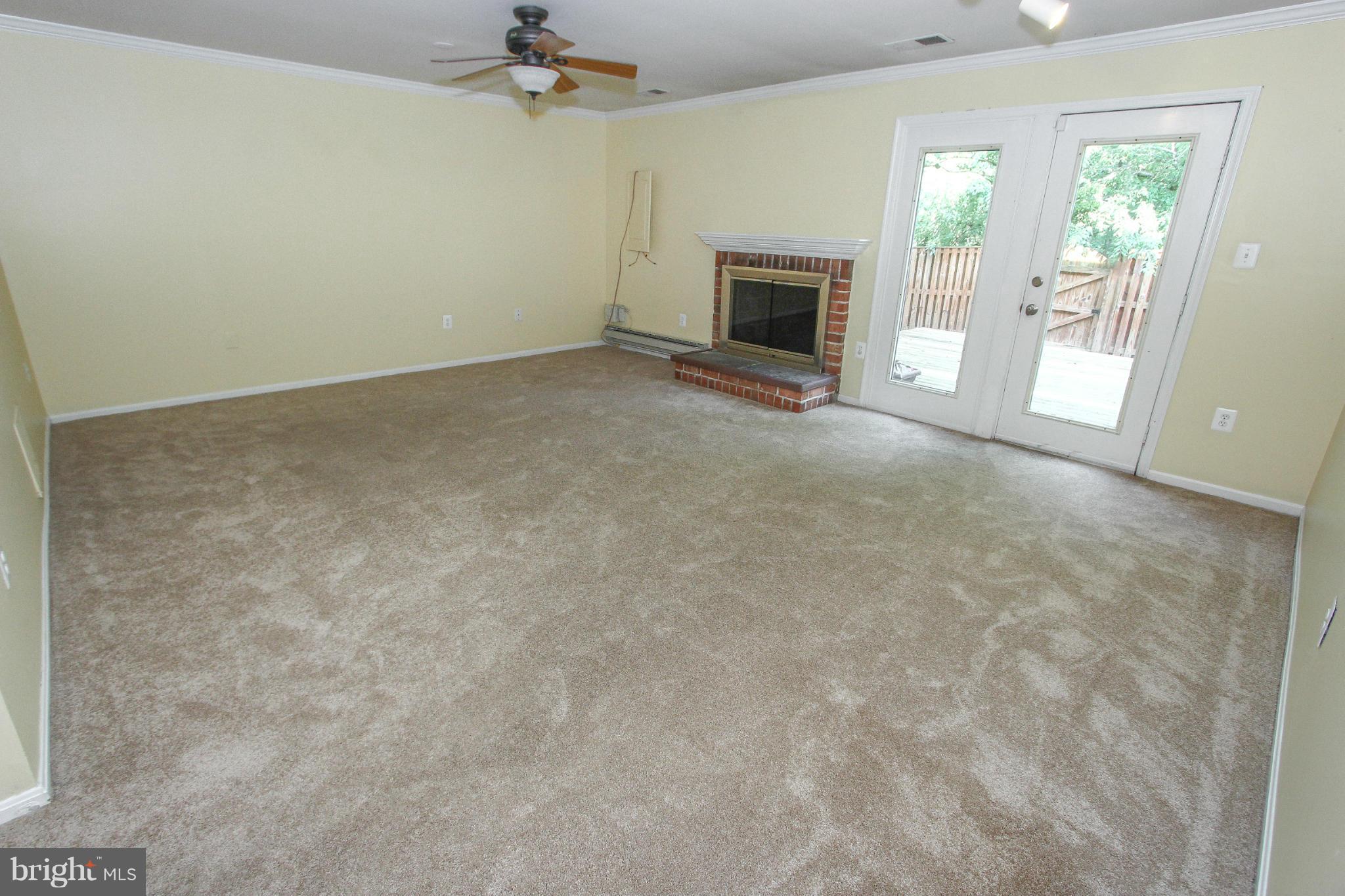 LAKEPOINTE - Residential