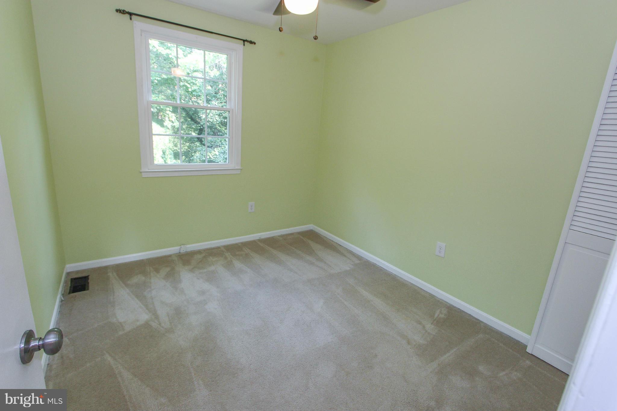 LAKEPOINTE - Residential