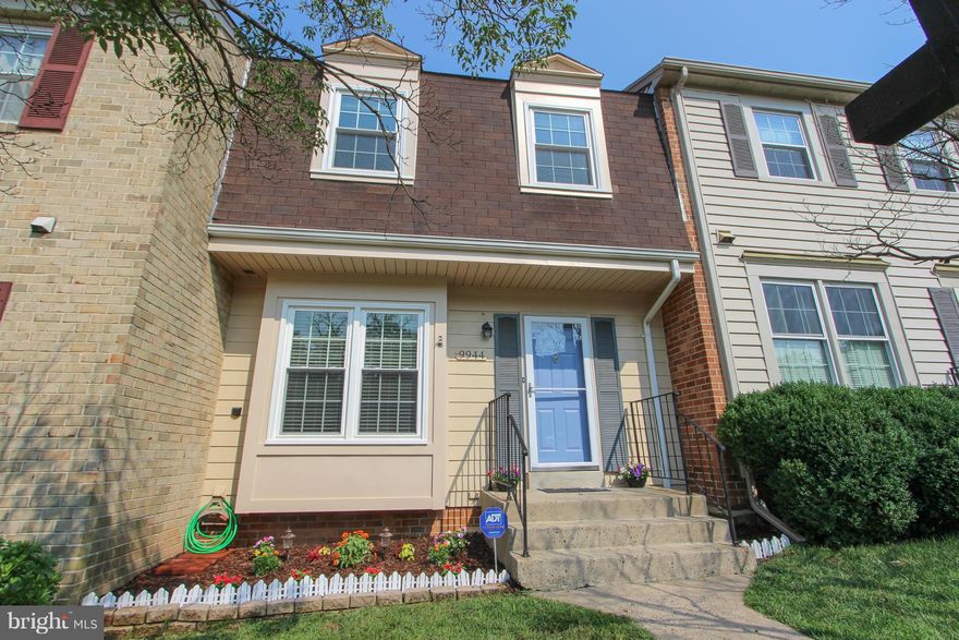 MOVE IN READY!  NEW CARPET throughout.  3 bedroom, 4 bath townhouse w/ great outdoor living.  Tiered deck with fully fenced yard.  Kitchen has corian countertops, wine frig, upgraded appliances, table space w/ bay window & window seat. Living/Dining combo w/ gorgeous views.  Upstairs there are 3 spacious rooms & 2 full baths. Fully finished bstm w/ FP & storage.
