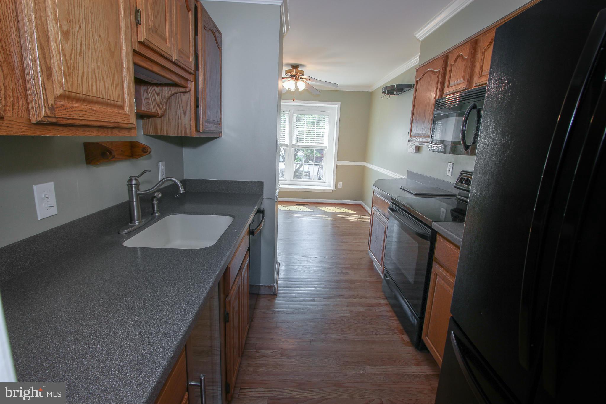 LAKEPOINTE - Residential