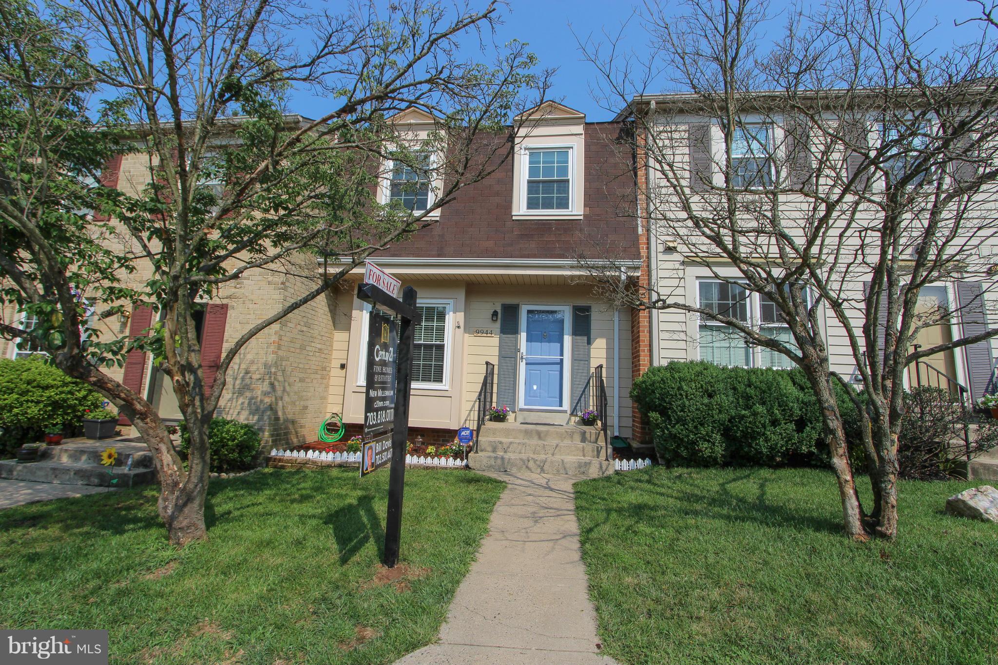 LAKEPOINTE - Residential