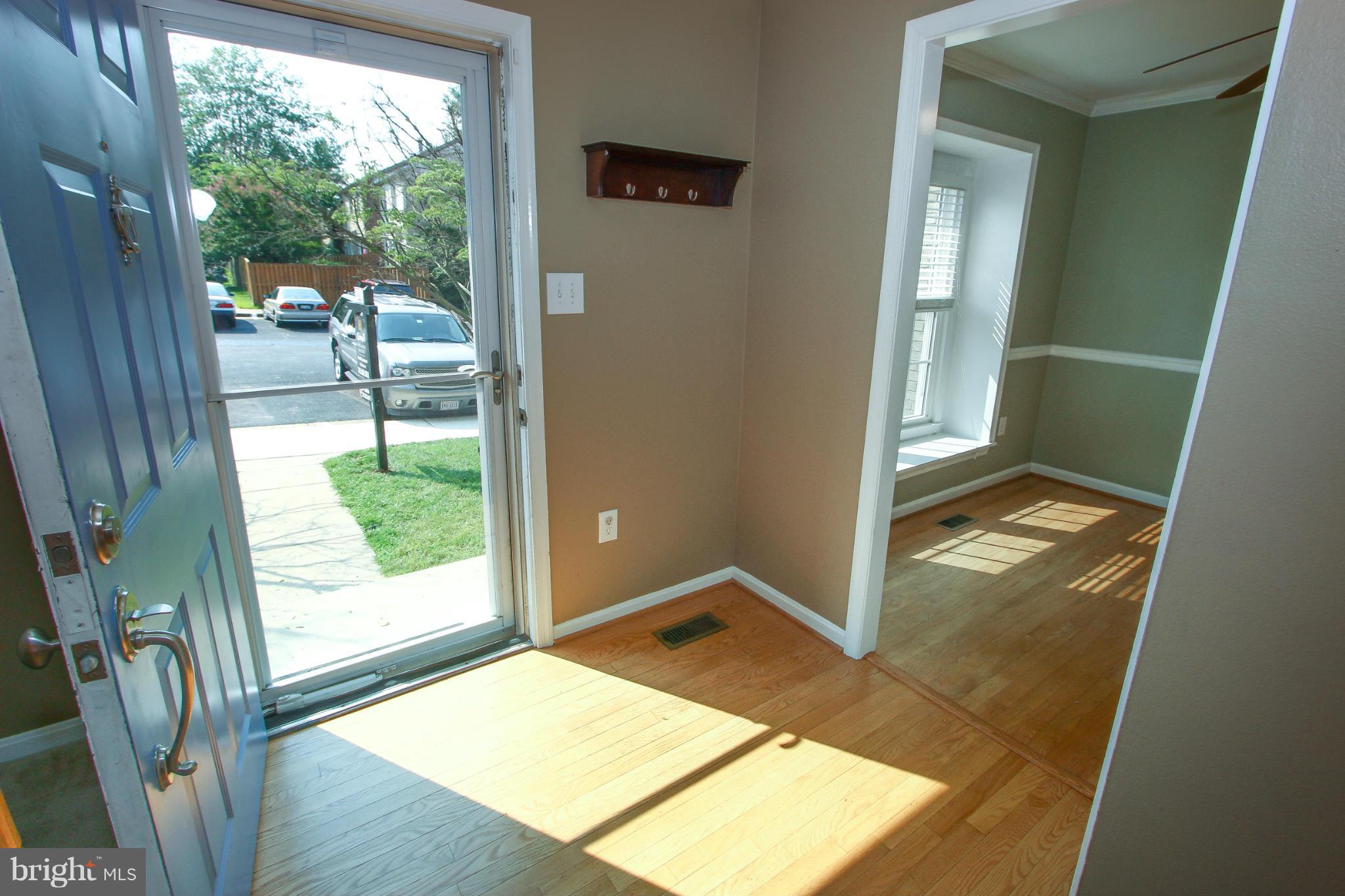 LAKEPOINTE - Residential