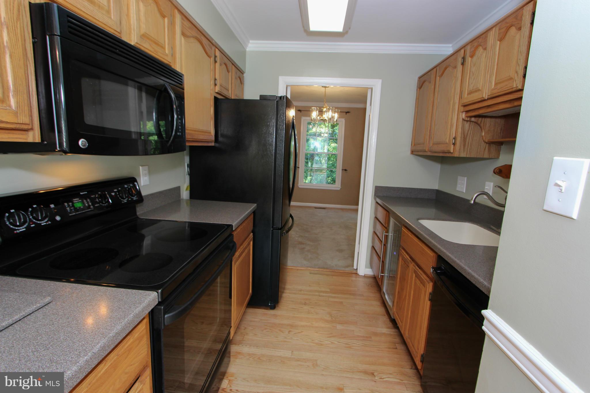 LAKEPOINTE - Residential