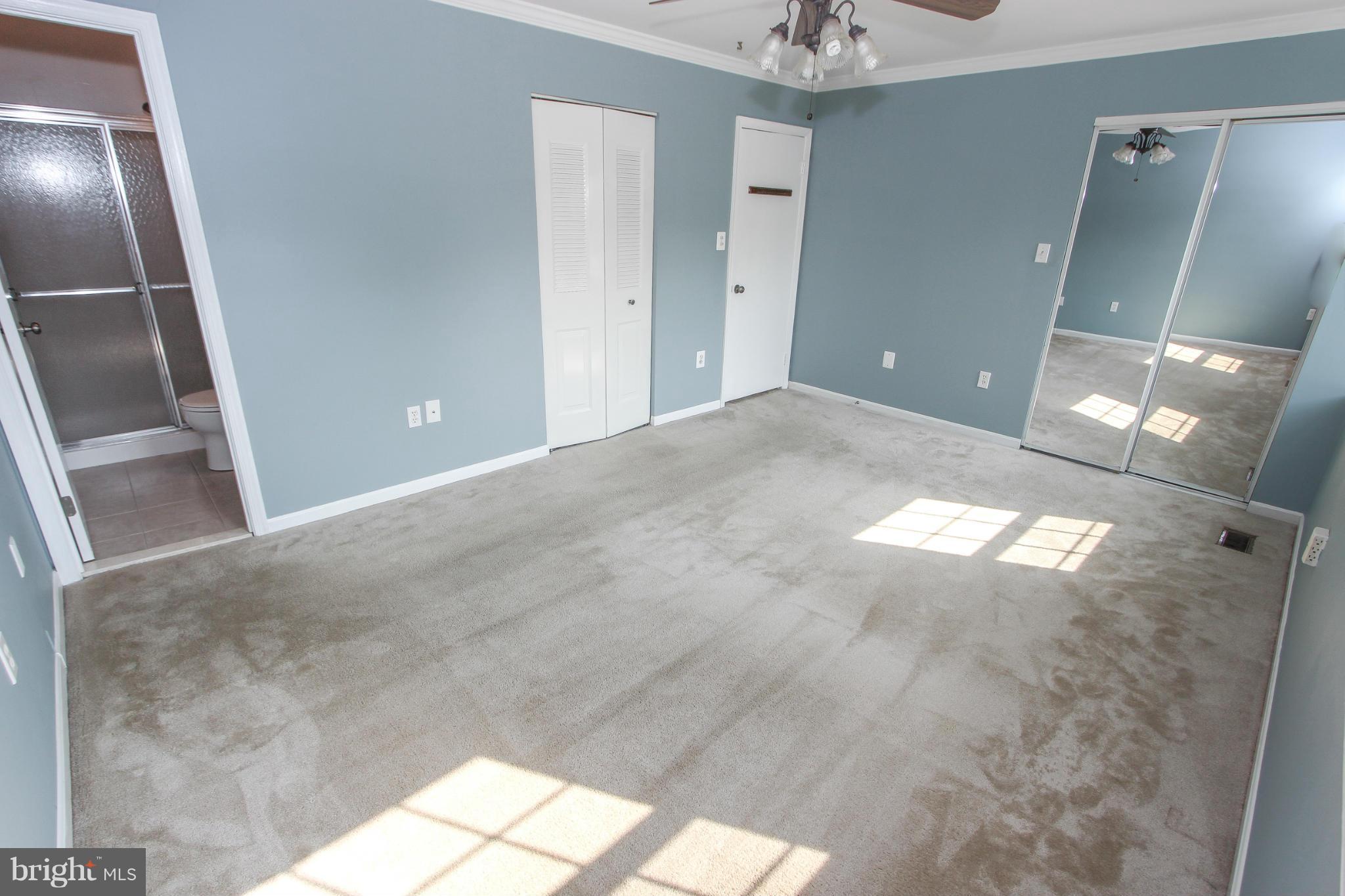 LAKEPOINTE - Residential