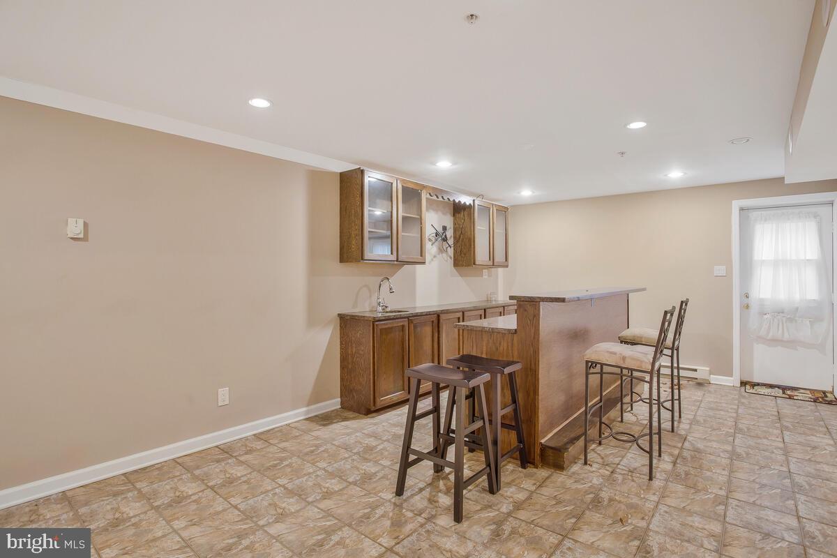 SADDLEBROOK WEST - Residential Lease