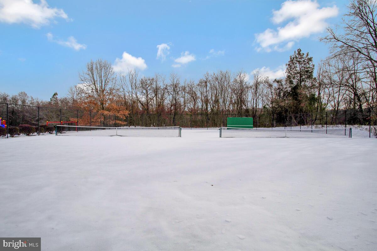 SADDLEBROOK WEST - Residential Lease