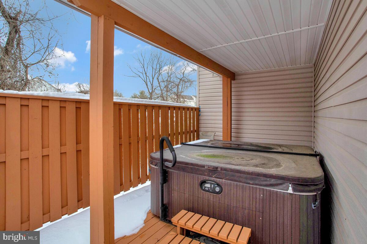 SADDLEBROOK WEST - Residential Lease