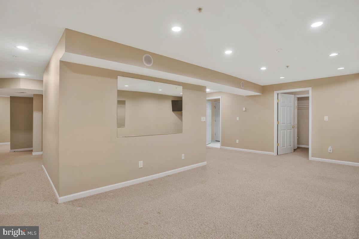 SADDLEBROOK WEST - Residential Lease