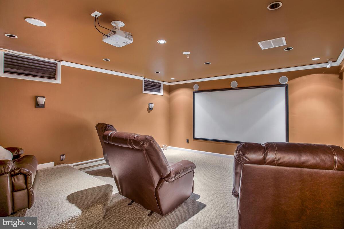 SADDLEBROOK WEST - Residential Lease