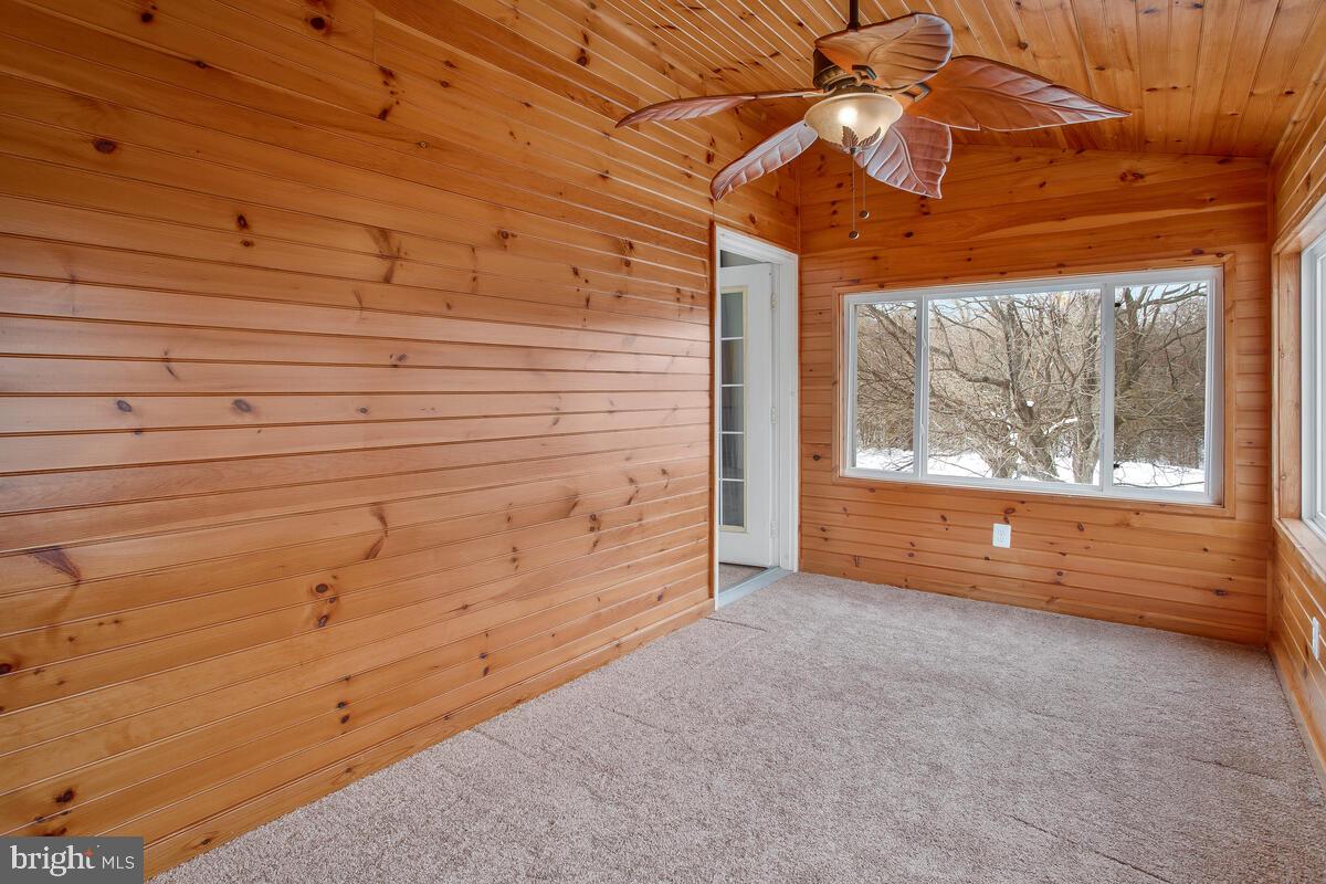 SADDLEBROOK WEST - Residential Lease