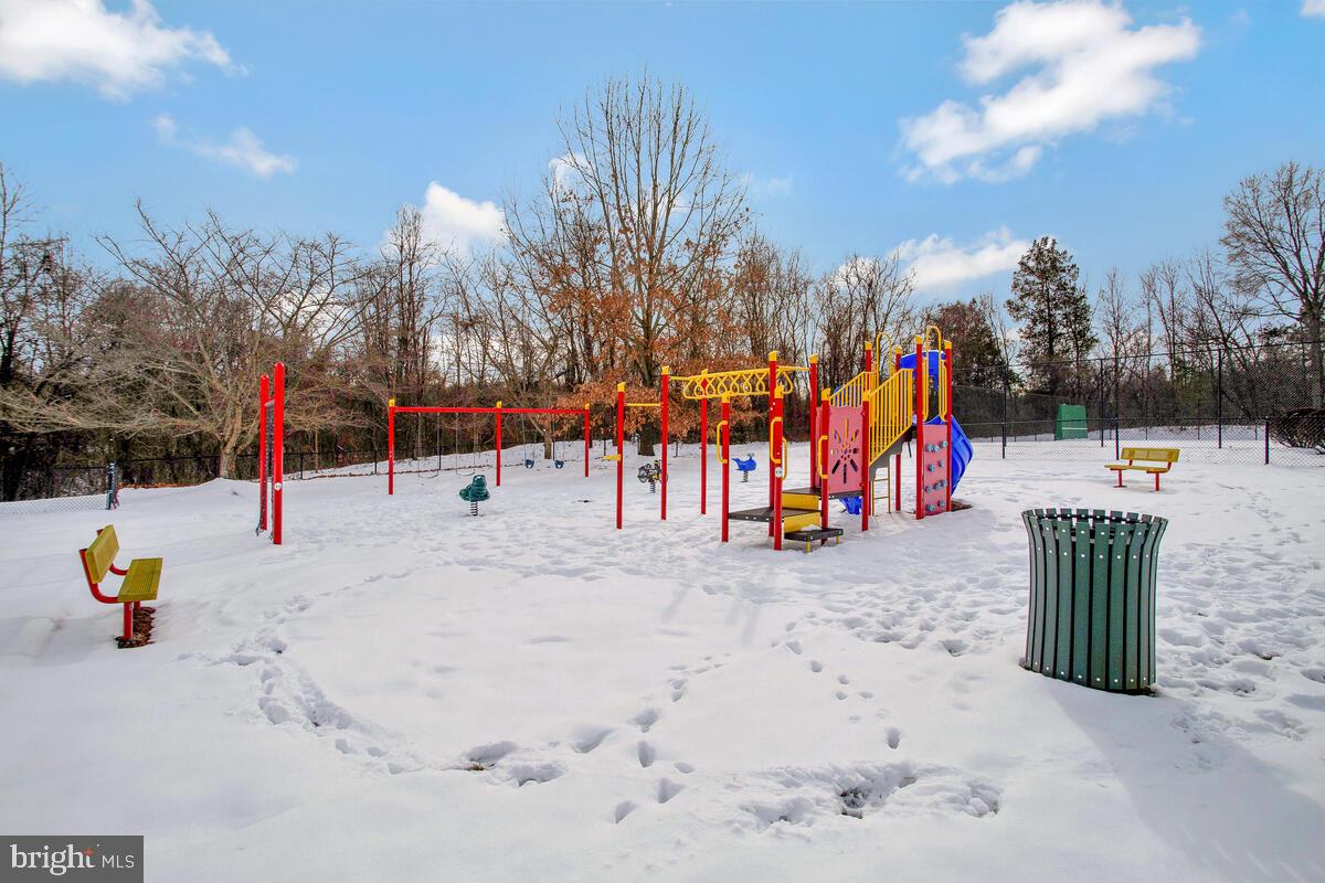 SADDLEBROOK WEST - Residential Lease