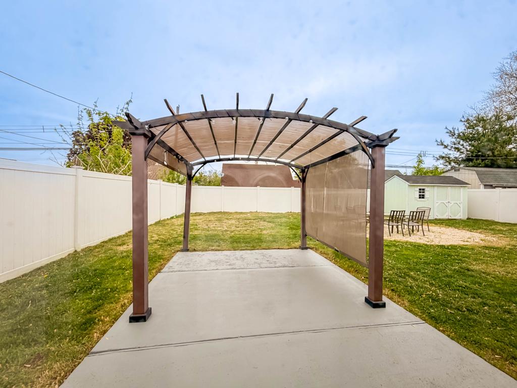 HOLLY HILL - Residential