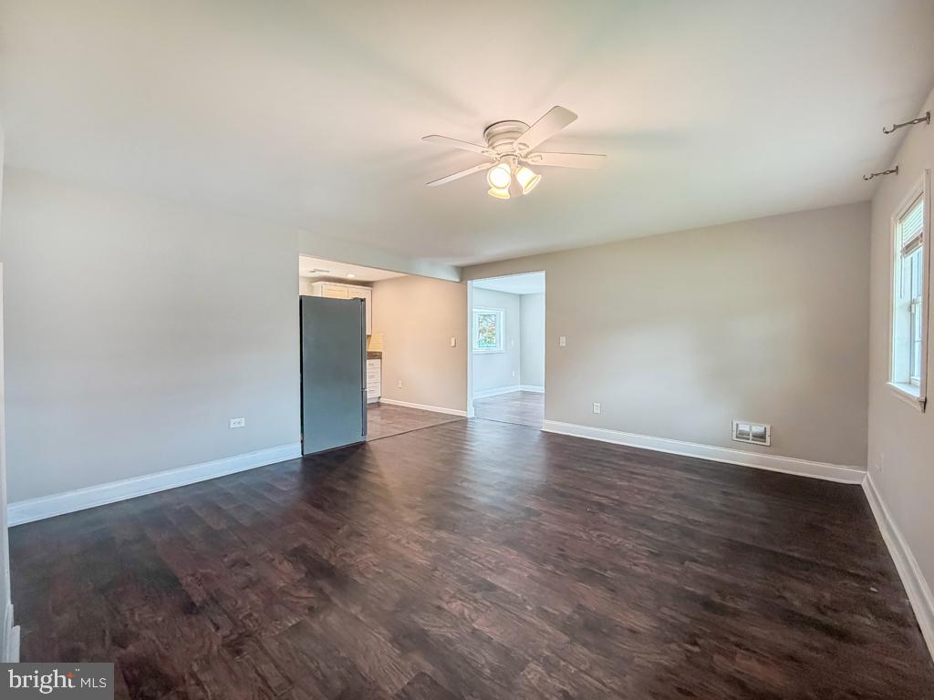 HOLLY HILL - Residential