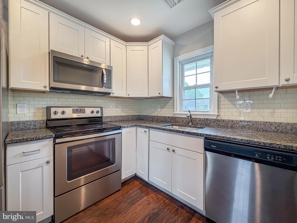 HOLLY HILL - Residential
