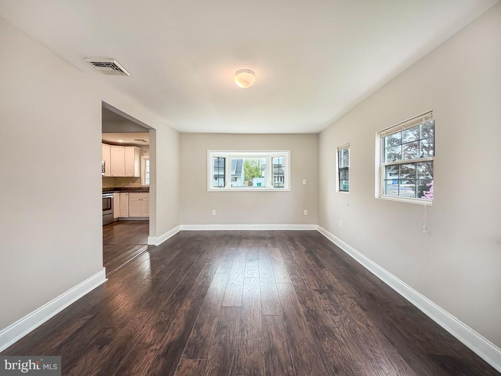 HOLLY HILL - Residential