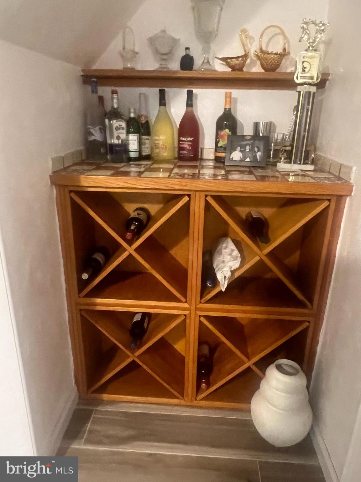 HILLTOP - Residential