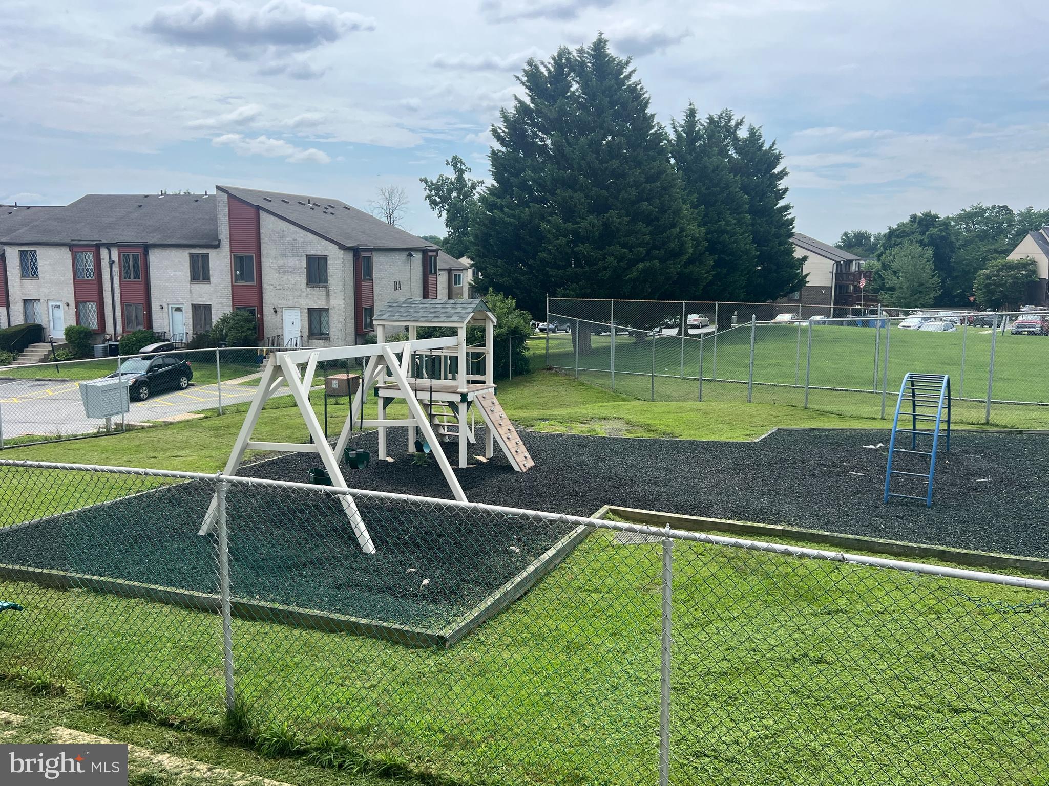 HILLTOP - Residential