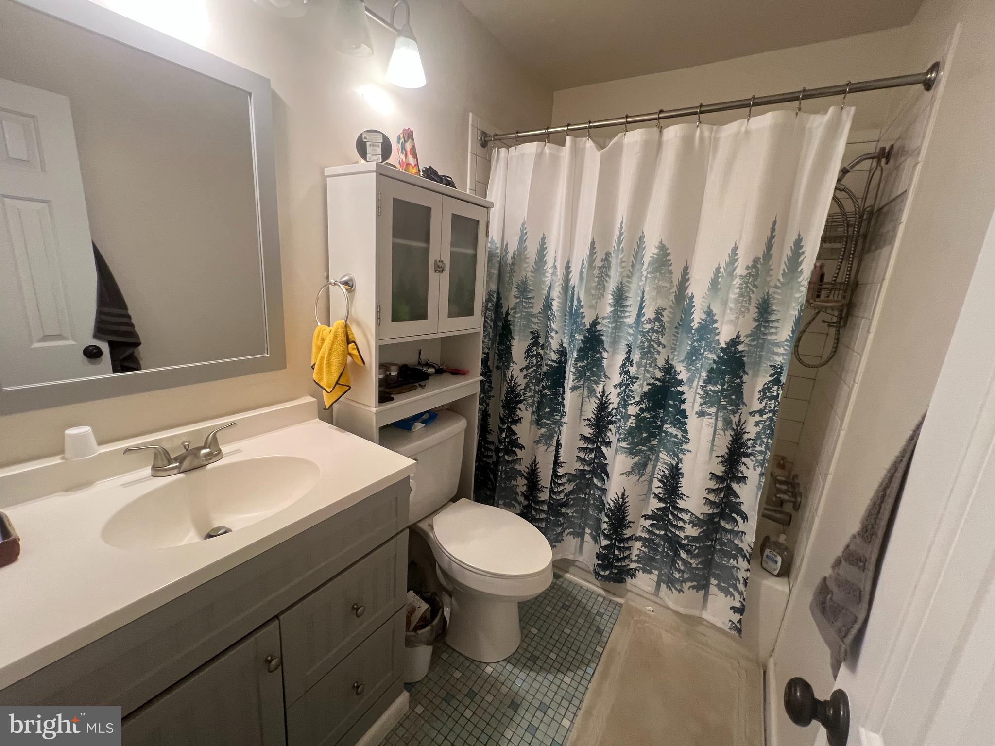 HILLTOP - Residential