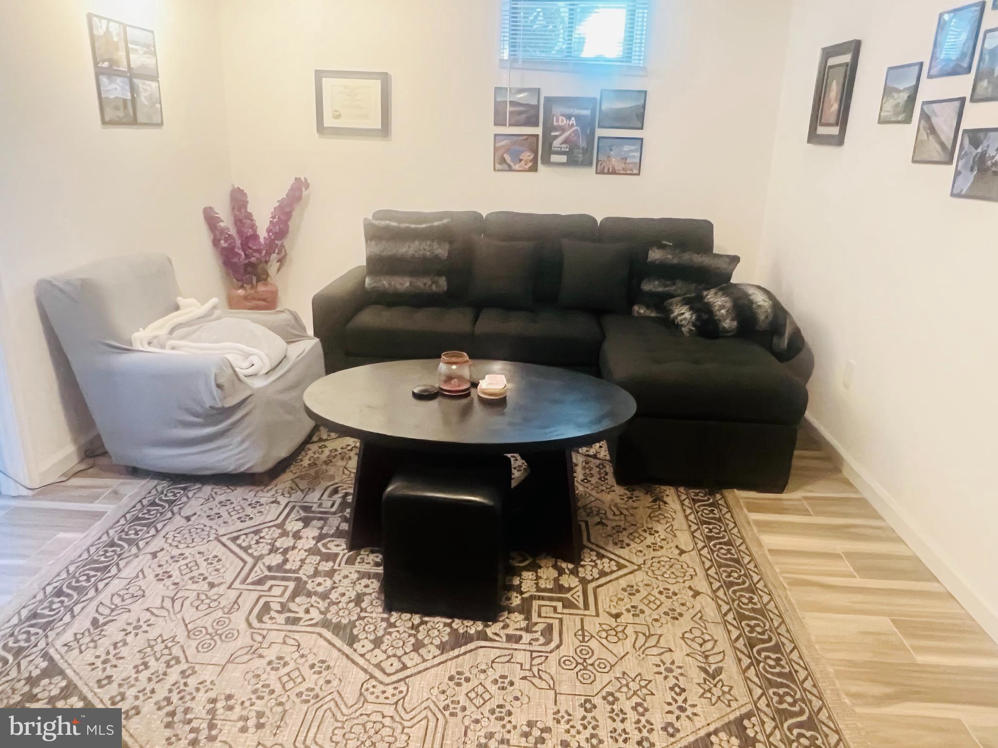 HILLTOP - Residential