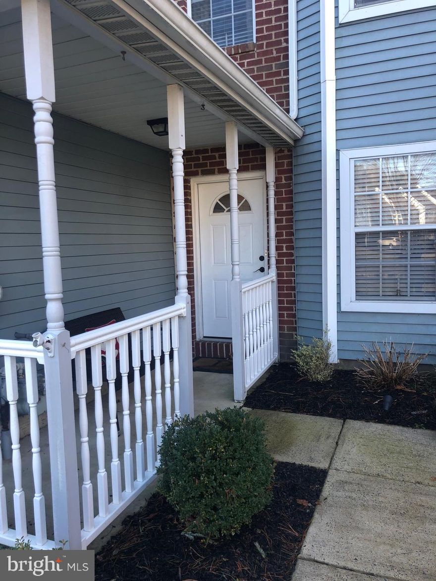 NOTABLE FEATURES:NEWER FLOORS (2017), NEWER APPLIANCES (2017), NEW BATHROOMS, MEW HOT WATER HEATER (2016),NEWER GARAGE DOOR (2017). ALL ROOMS PAINTED SINCE 2017, TWO BEDROOMS EACH WITH OWN BATHROOM AND WALK-IN CLOSET. MAIN BEDROOM WITH HIS AND HER CLOSETS, AND ADDITIONAL AREA TO USE AS OFFICE, SITTING AREA OR NURSERY.