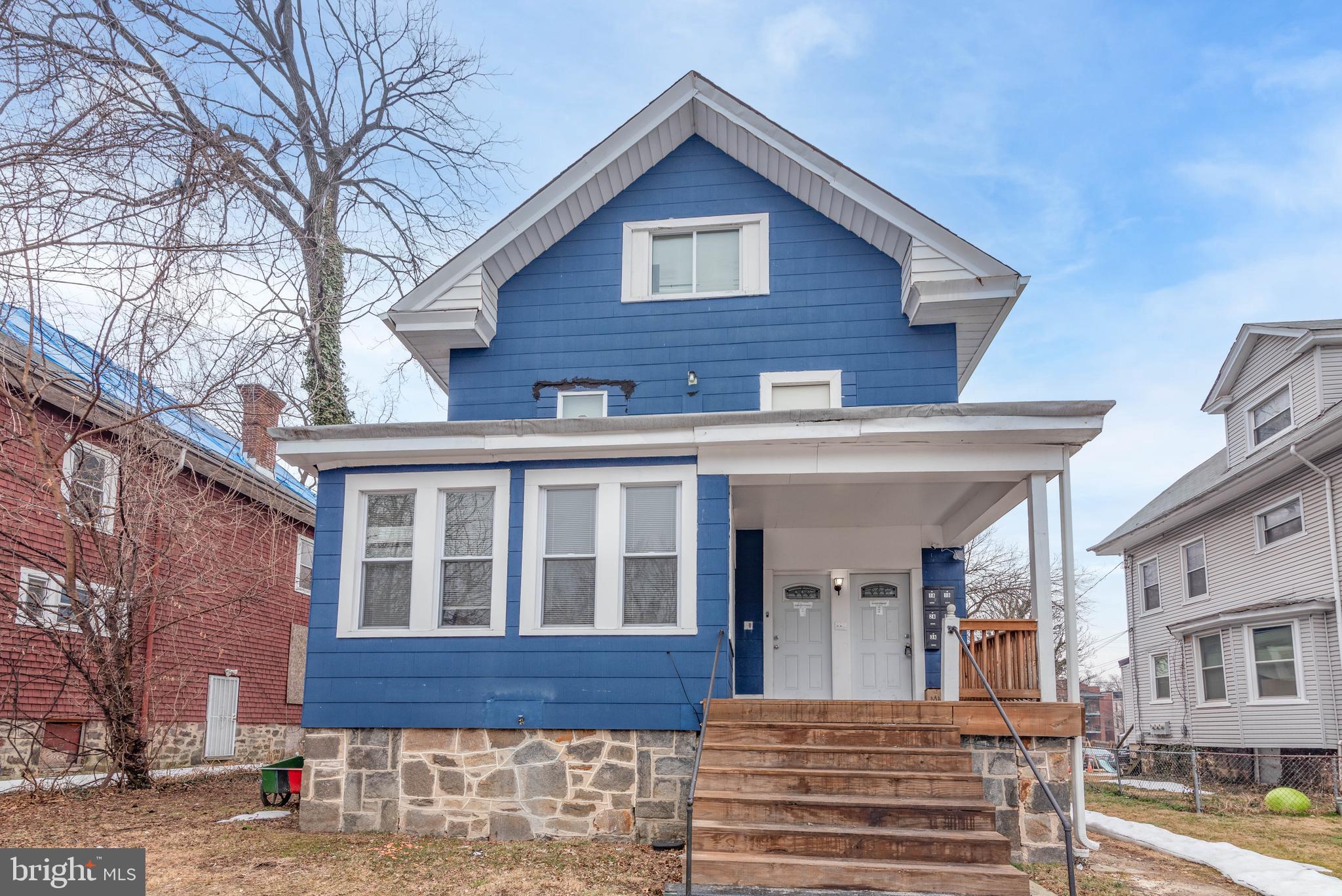 LIBERTY SQUARE - Commercial Sale