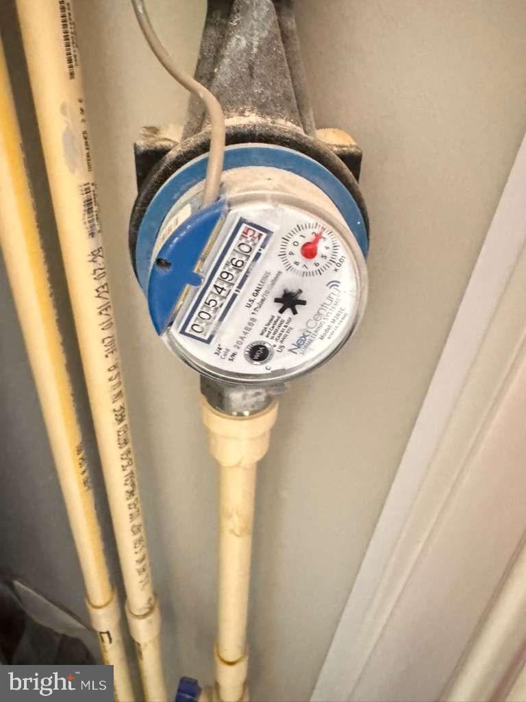 LIBERTY SQUARE - Commercial Sale