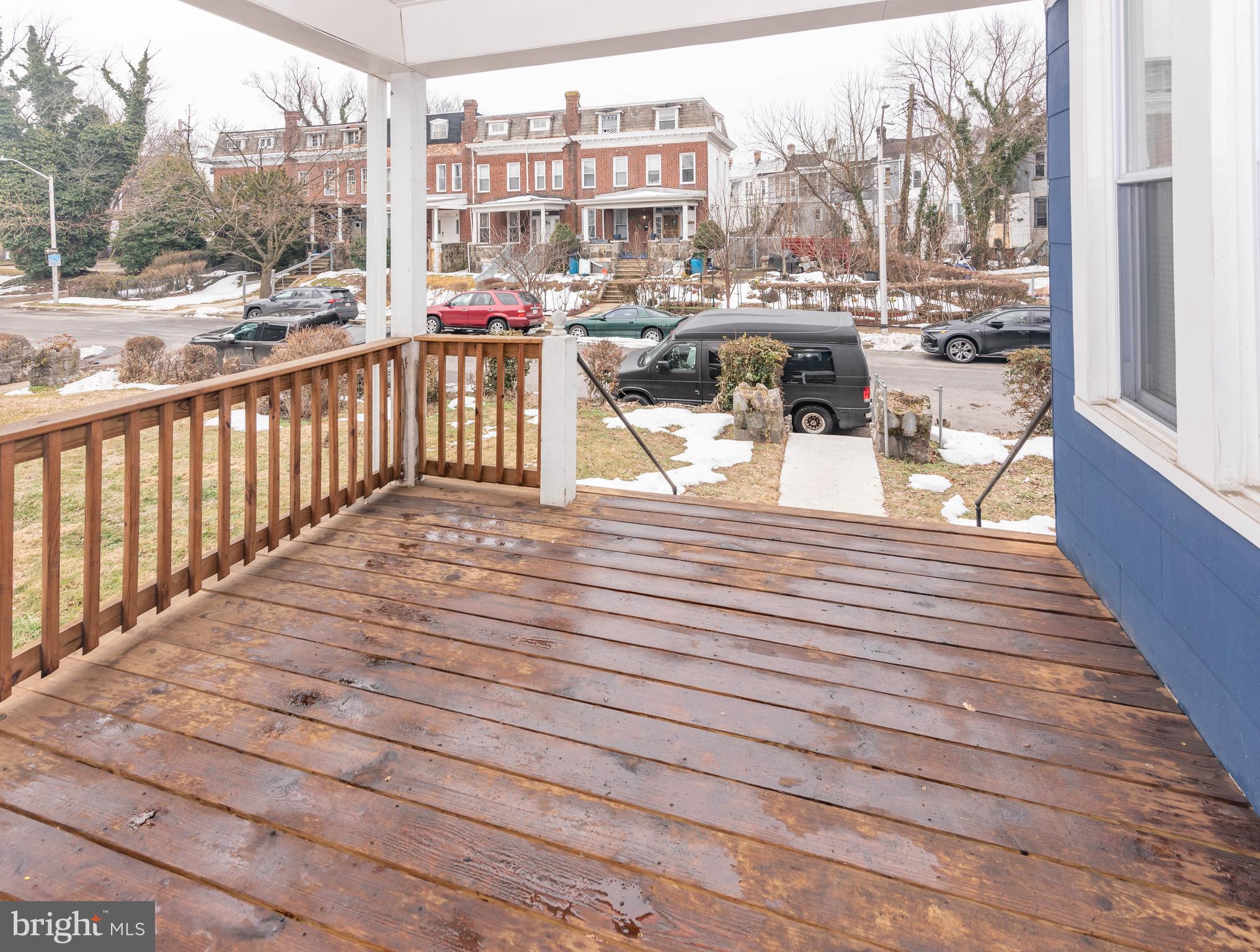 LIBERTY SQUARE - Commercial Sale