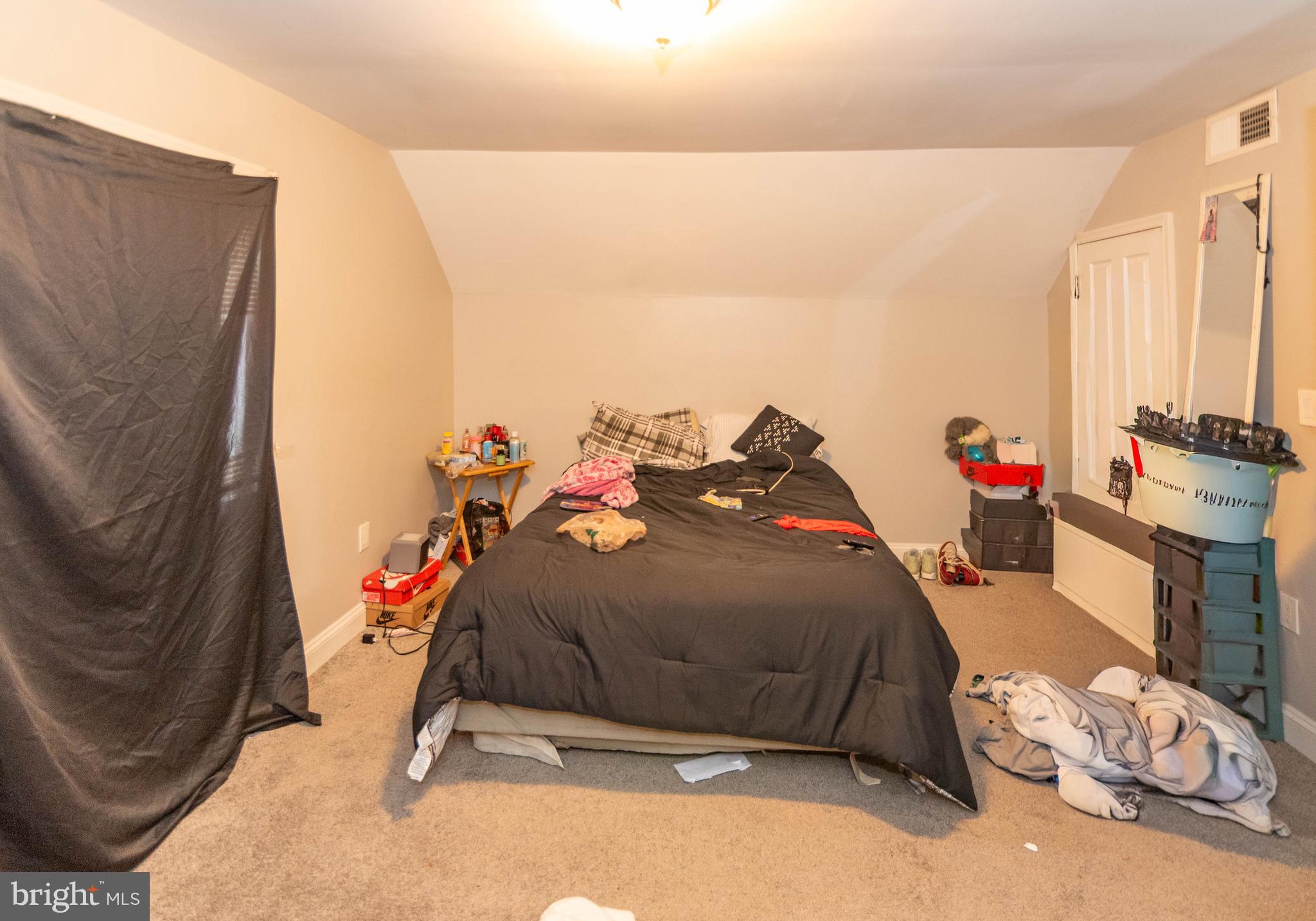 LIBERTY SQUARE - Commercial Sale