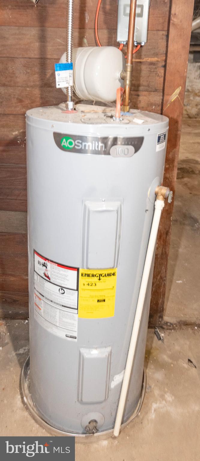 LIBERTY SQUARE - Commercial Sale