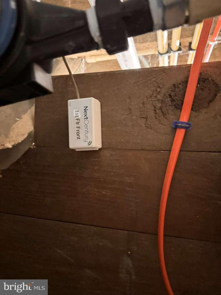 LIBERTY SQUARE - Commercial Sale