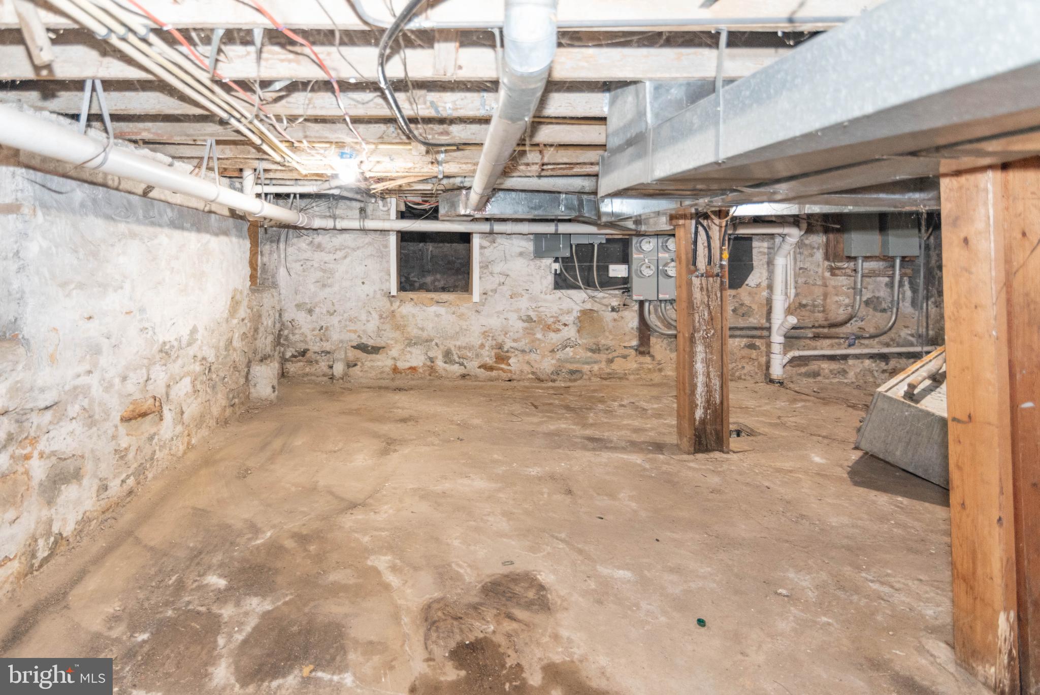 LIBERTY SQUARE - Commercial Sale