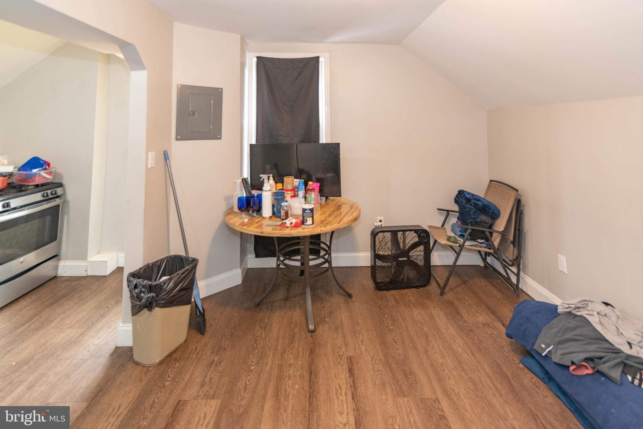 LIBERTY SQUARE - Commercial Sale