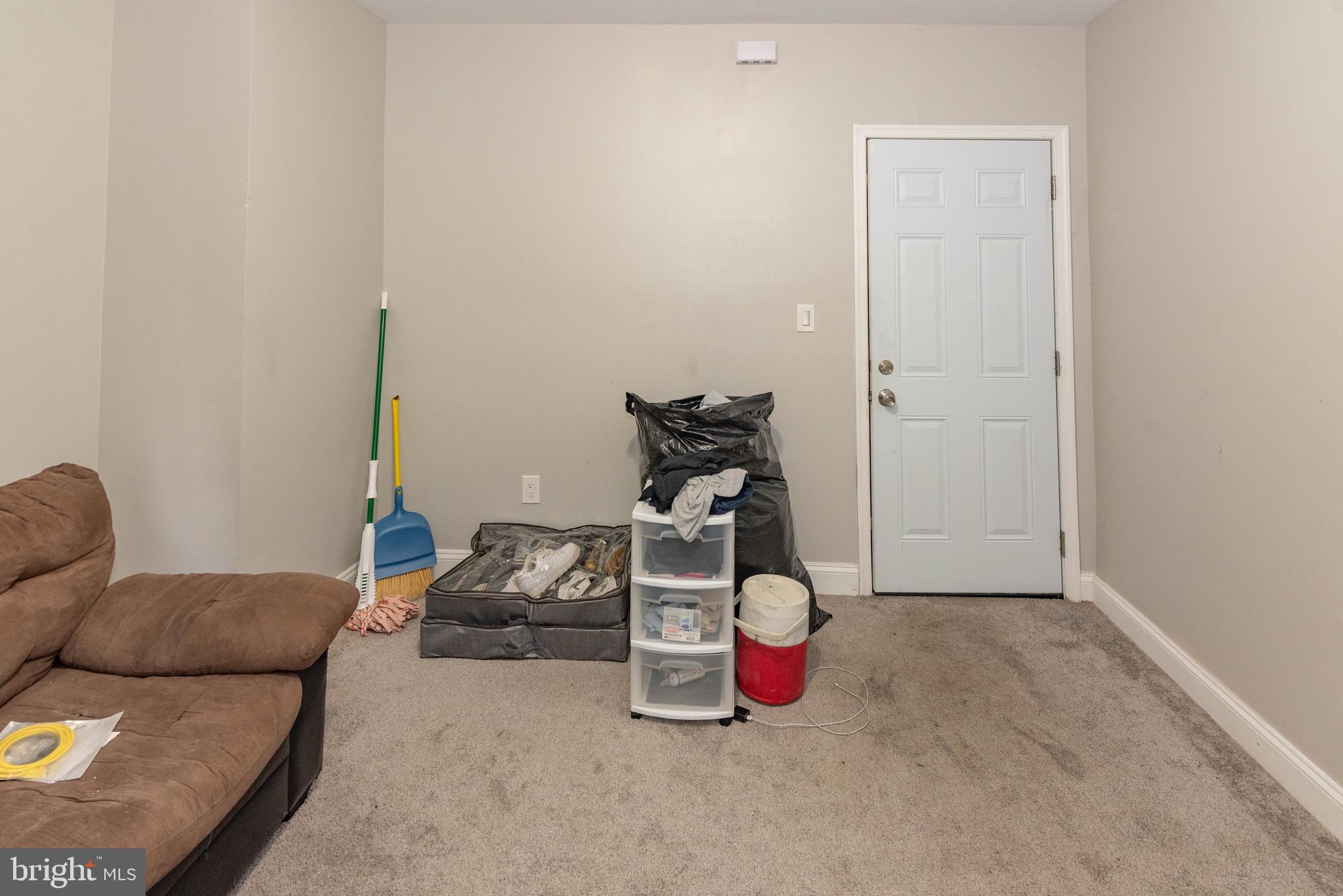 LIBERTY SQUARE - Commercial Sale