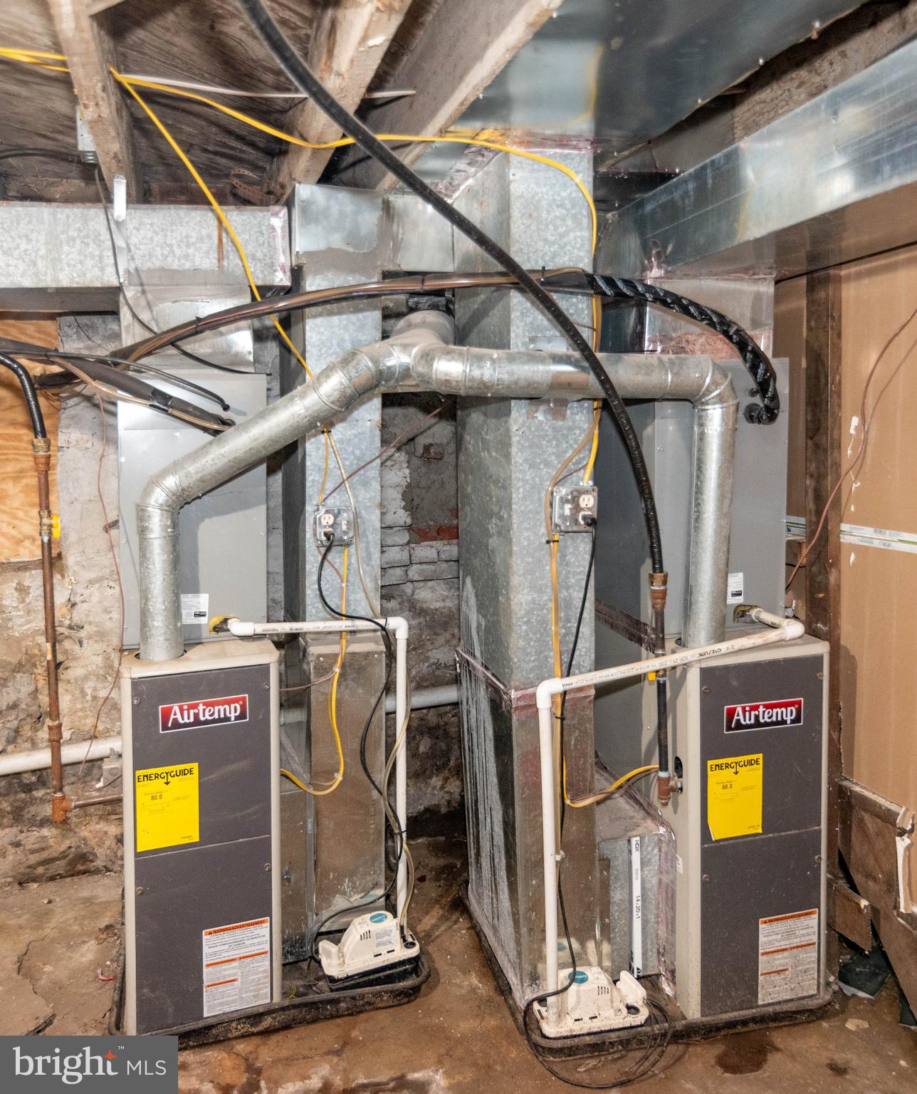 LIBERTY SQUARE - Commercial Sale