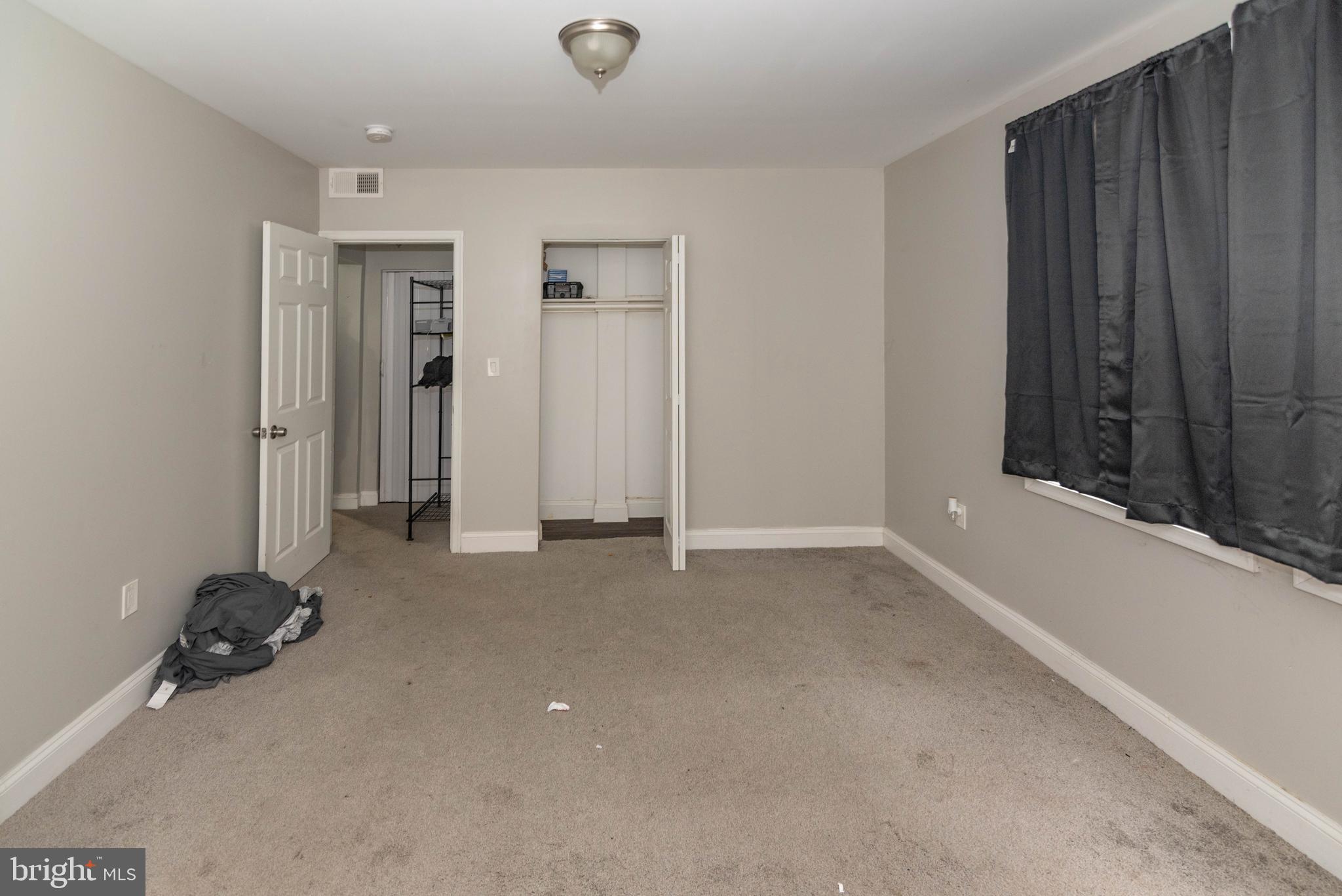 LIBERTY SQUARE - Commercial Sale