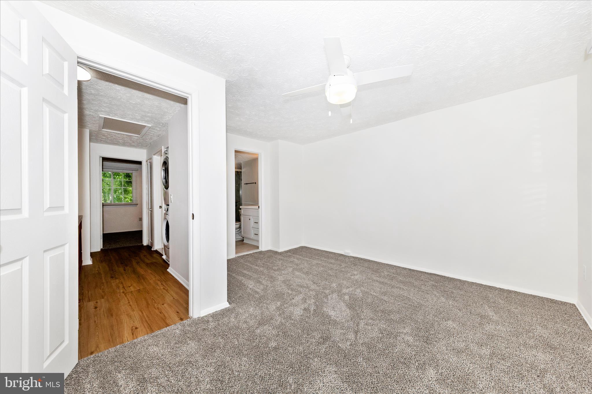 MIDDLEBROOK COMMONS - Residential